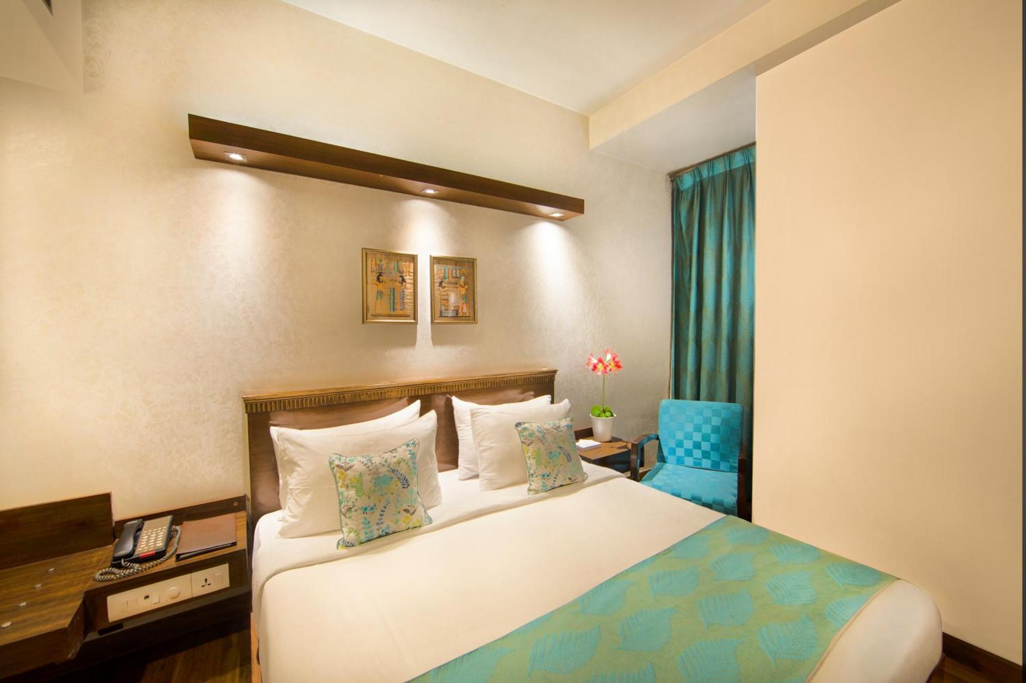 Rockland Hotel, C.R Park New Delhi Ngoại thất bức ảnh