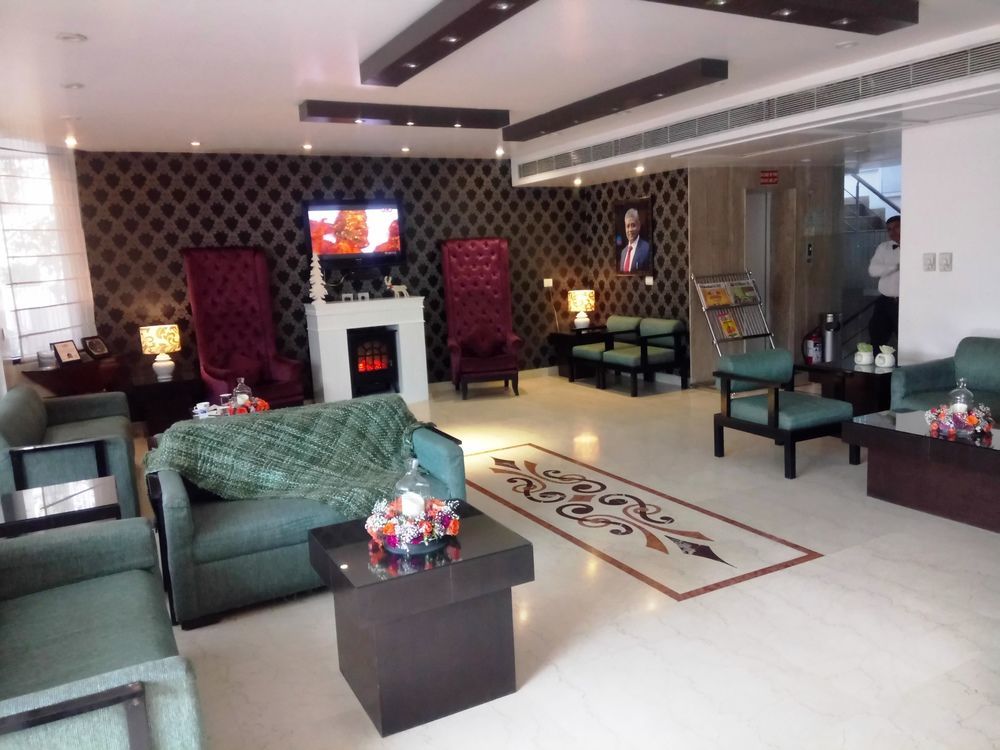 Rockland Hotel, C.R Park New Delhi Ngoại thất bức ảnh