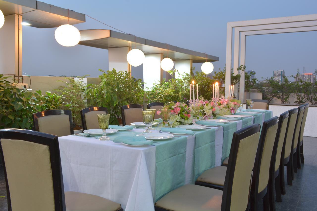 Rockland Hotel, C.R Park New Delhi Ngoại thất bức ảnh