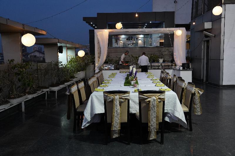 Rockland Hotel, C.R Park New Delhi Ngoại thất bức ảnh